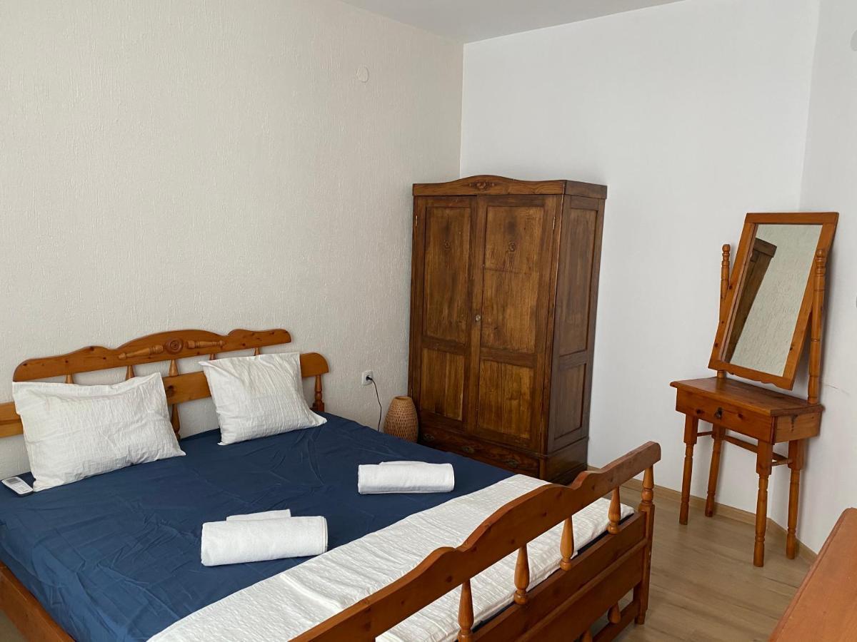 Apartment Kirili And Metodi 41-8 Berkovitsa Bagian luar foto